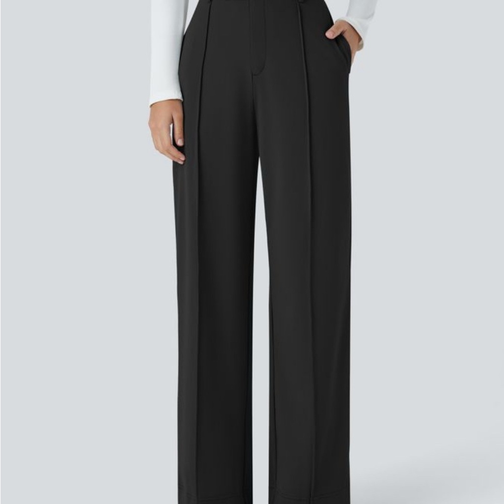Halara Flex High Waisted Pocket Straight Leg Black Women's Pants, NWT. Medium